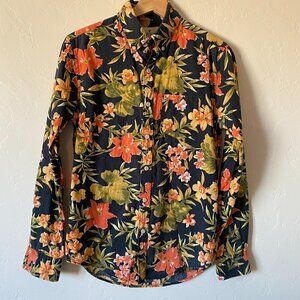 American Eagle Outfitters Long Sleeve Hawaiian Print Button Front Shirt